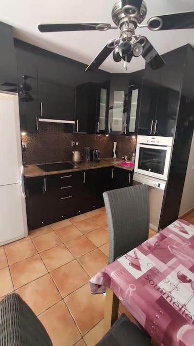Casa Donn - El Sultan 63 - Luxury 3 Bed Villa With Fast Fibre Internet Коралео Екстериор снимка
